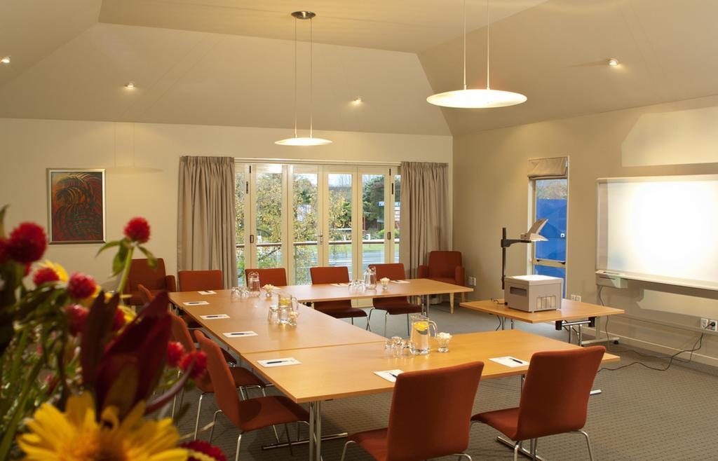 منتجع ريجال بالمز 5 ستار سيتي روتوروا المظهر الخارجي الصورة The meeting room at the Lodge