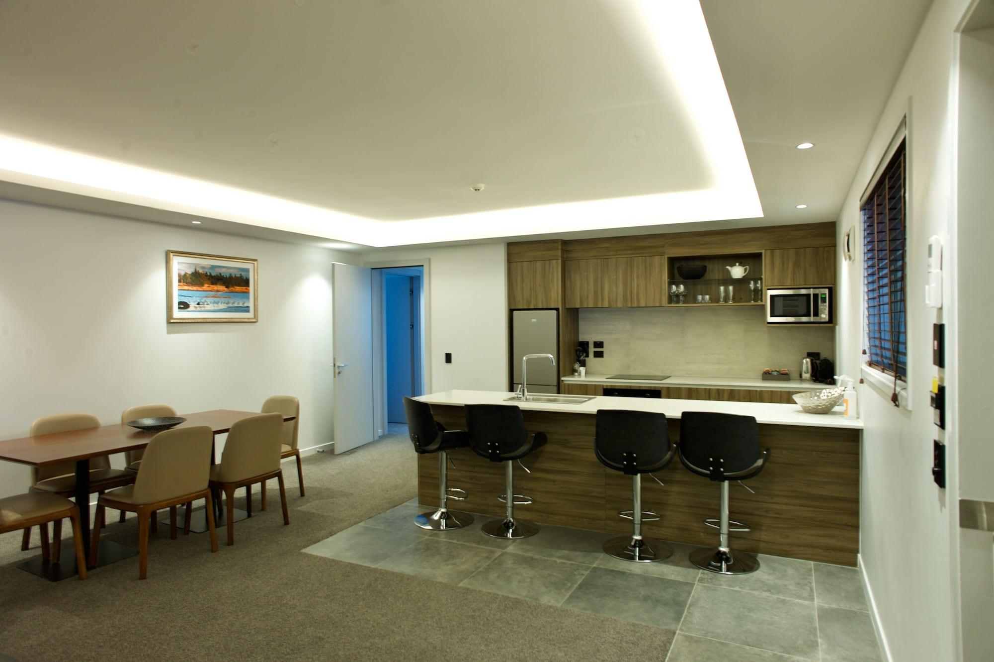 منتجع ريجال بالمز 5 ستار سيتي روتوروا المظهر الخارجي الصورة A kitchen in a serviced apartment